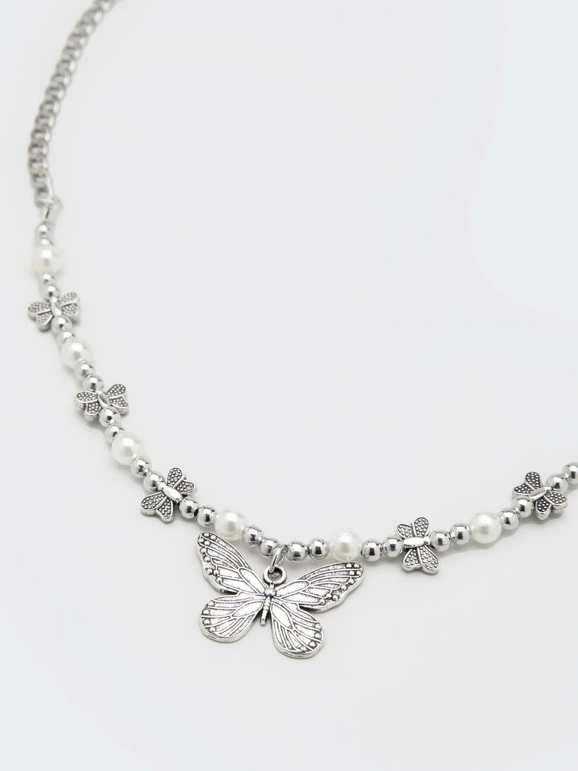 Minga London Clothing Mythical Butterfly Pearl Necklace