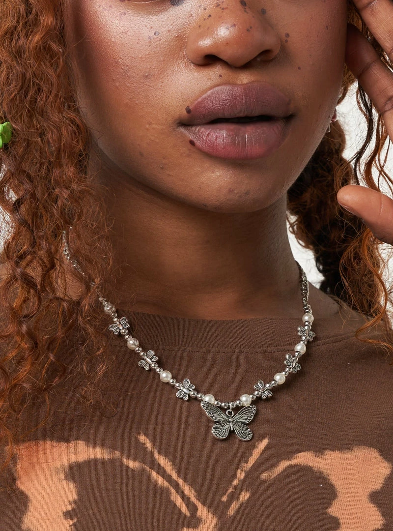 Minga London Clothing Mythical Butterfly Pearl Necklace