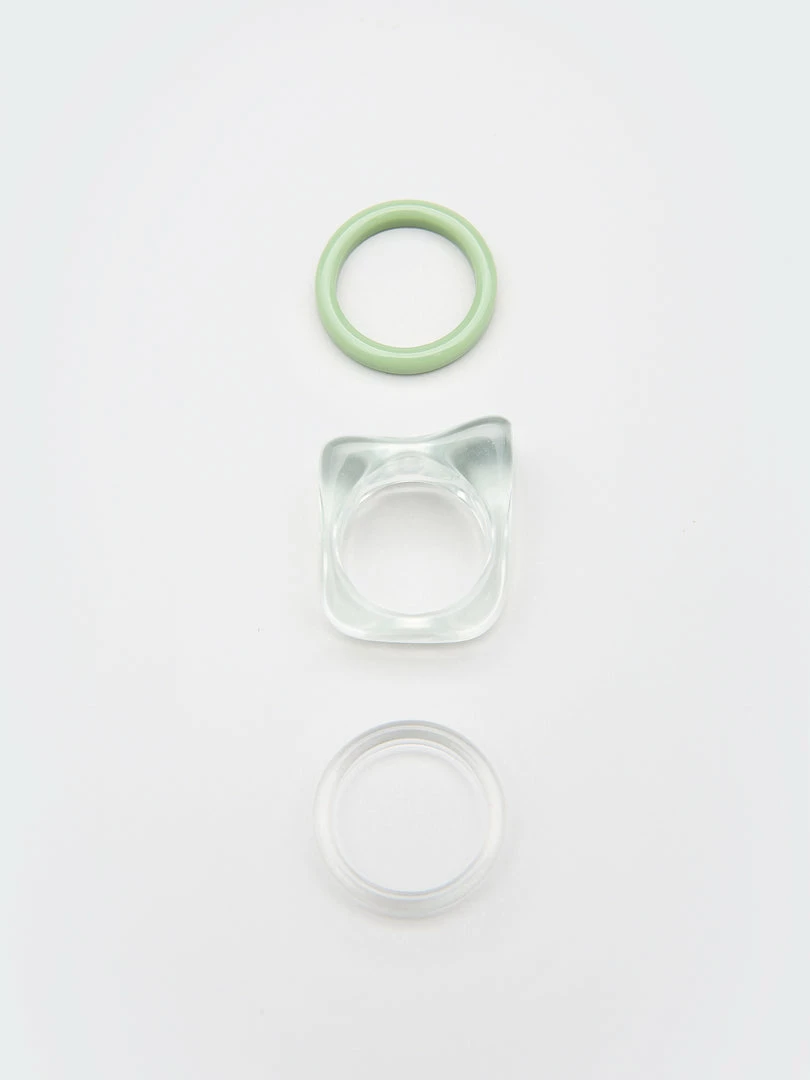 Minga London Clothing Translucent Green Plastic Rings Set